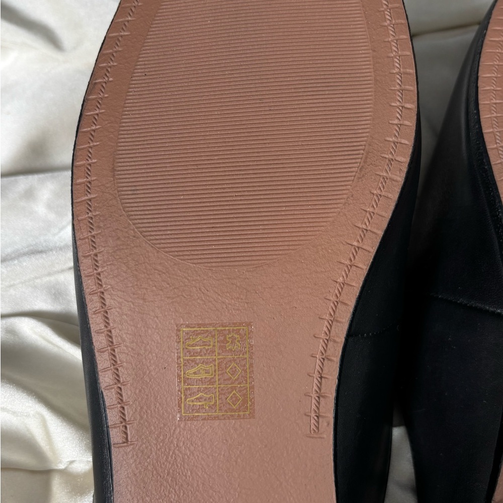 NWT Steve Madden Black Leather Slip-On Loafers - Picture 6 of 6